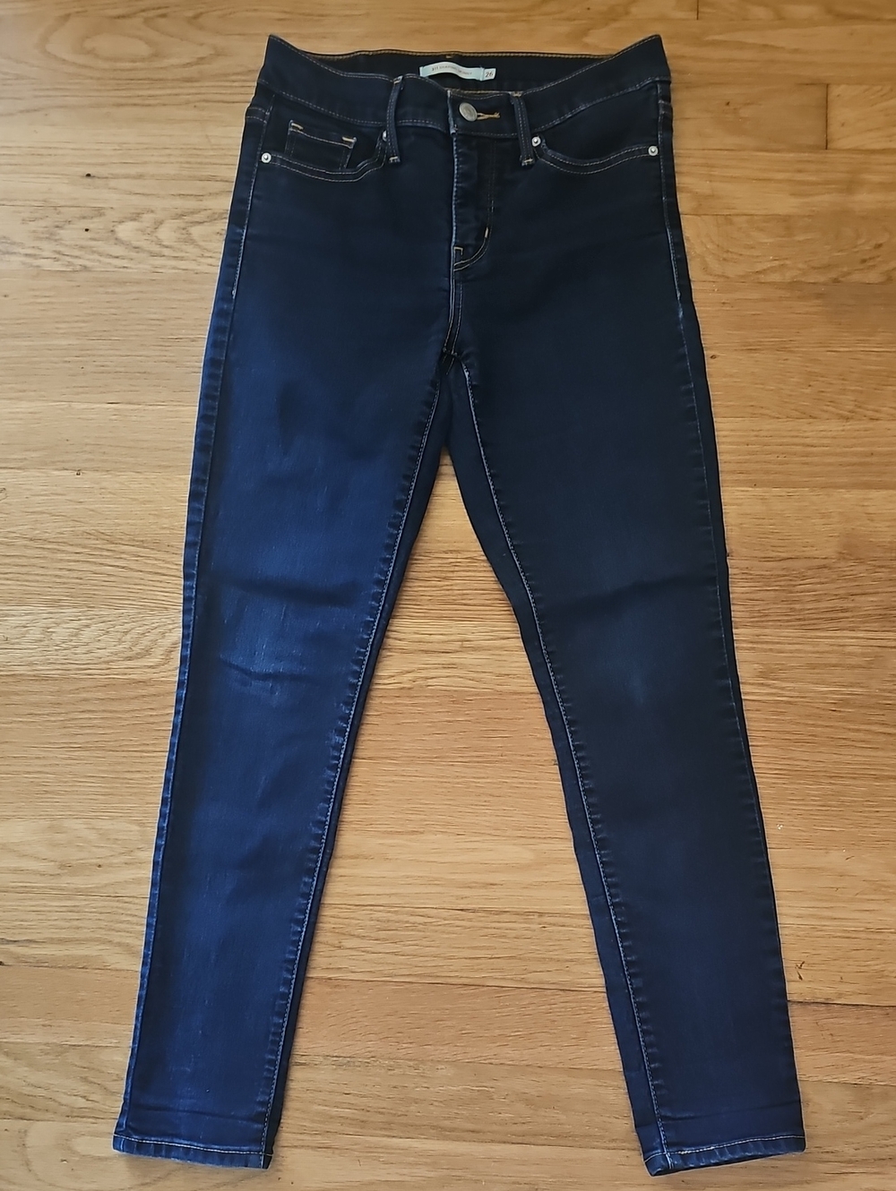 Levis 311 Shaping Skinny Stretch Jeans Womens Size 26" Waist X 28" Inseam Length